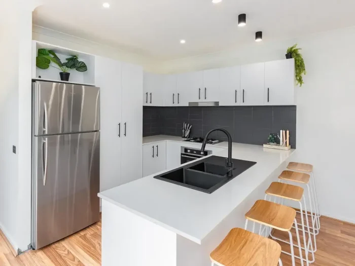 Craigieburn-Accommodation-02_9_11zon